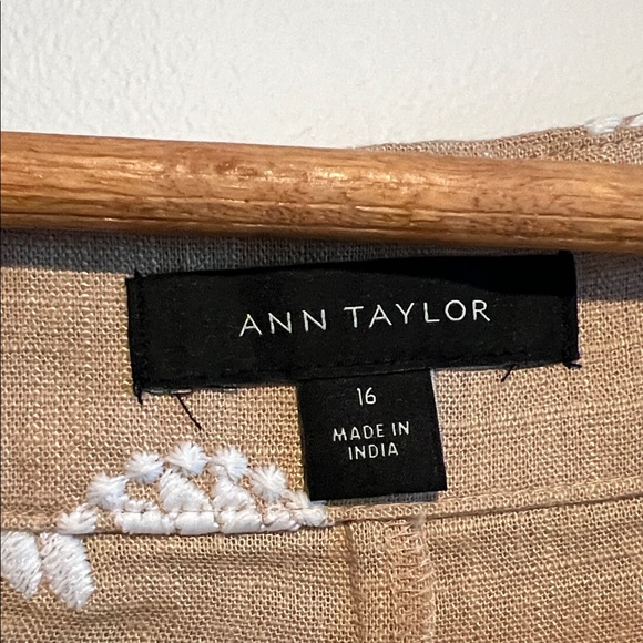 Ann Taylor Tan Shorts with White Palm Design - Picture 2 of 3